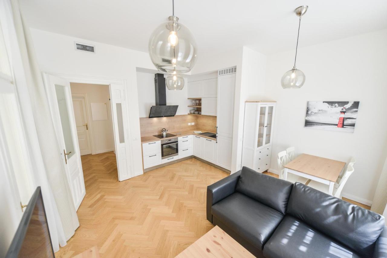 Brand New Next To Old Town Square Appartement